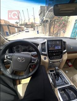 تويوتا لاندكروزر